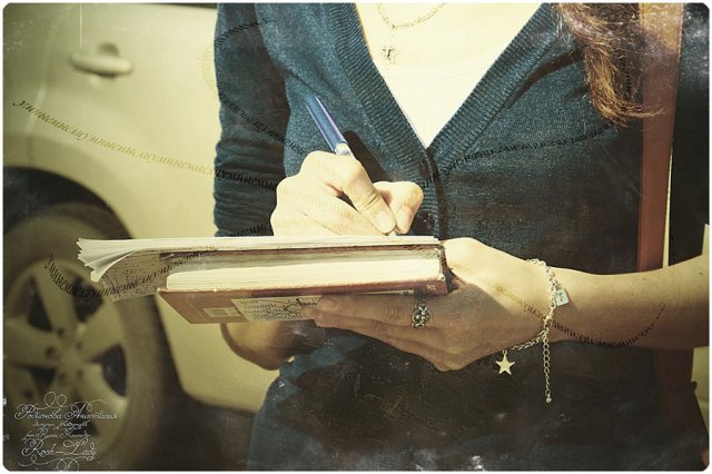 journalist_by_rock_lady-d3hc54t.jpg, 139 KB